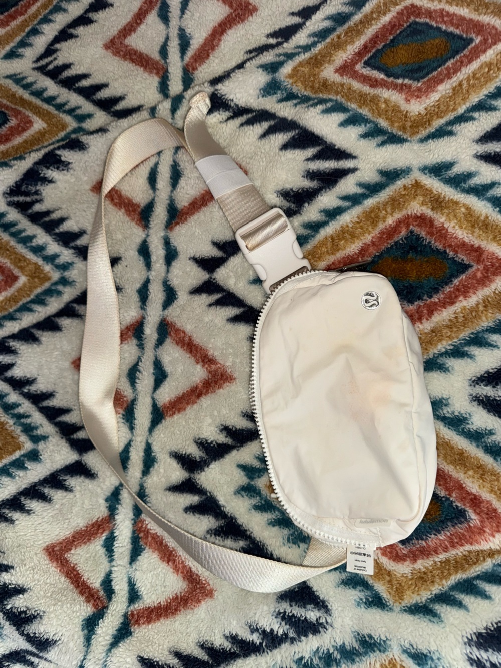 lululemon athletica Cream/White Small Zip Pouch